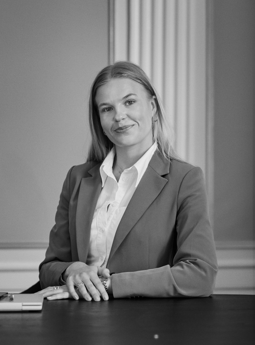 Caroline Bach